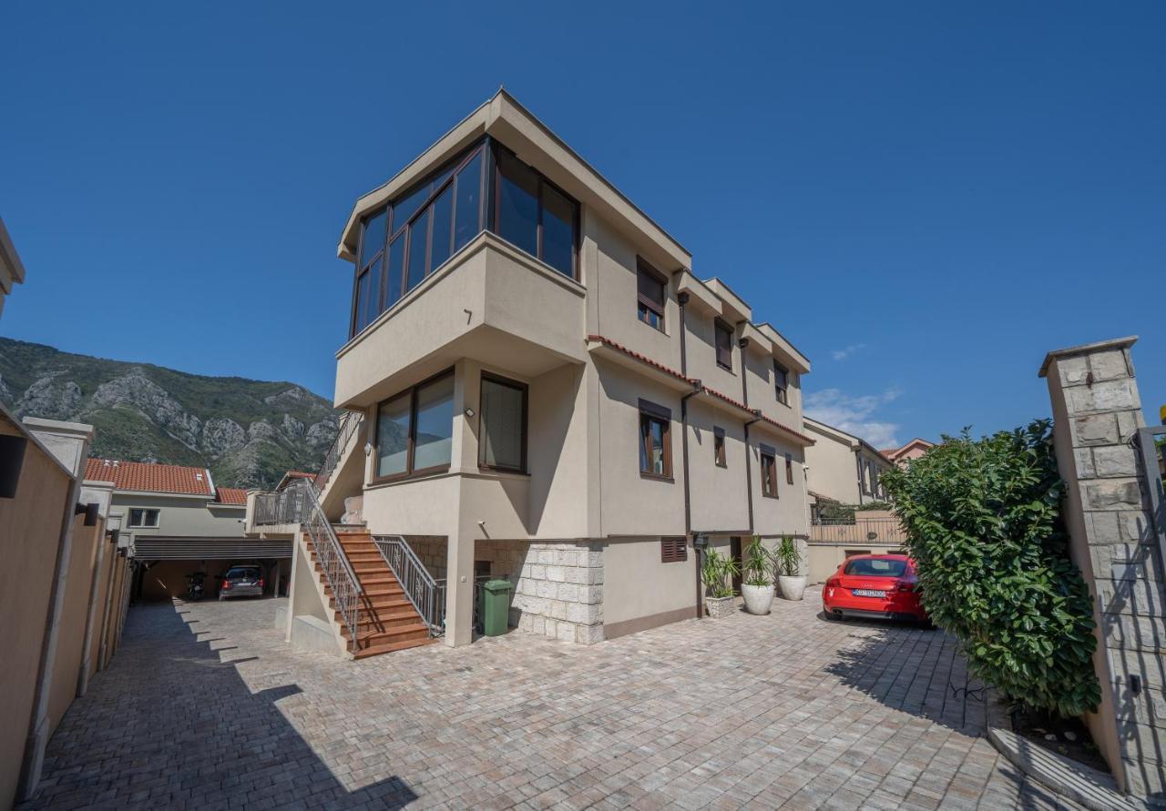 Apartments Milunovic Котор Екстериор снимка