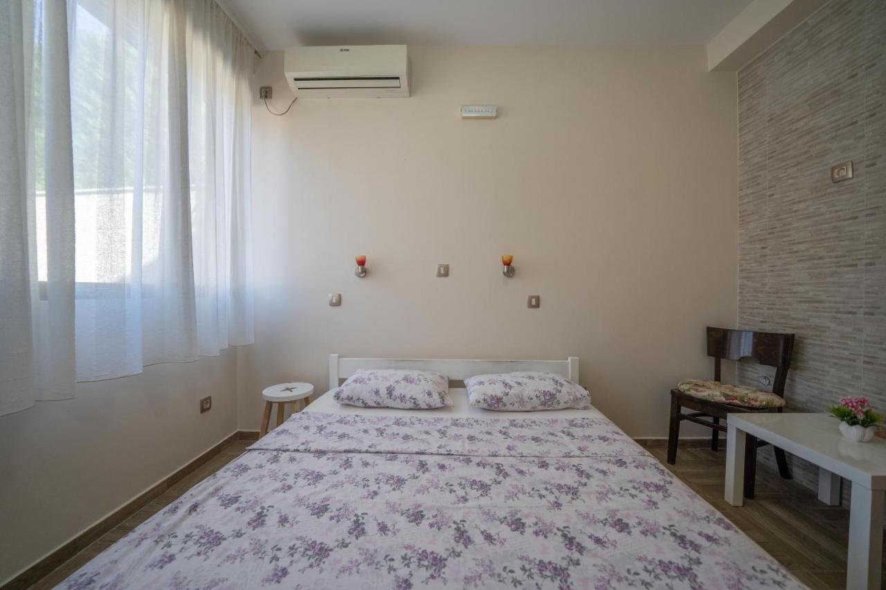 Apartments Milunovic Котор Екстериор снимка