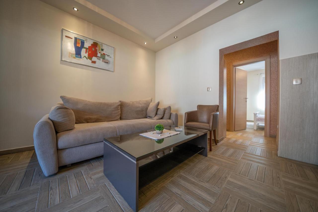 Apartments Milunovic Котор Екстериор снимка