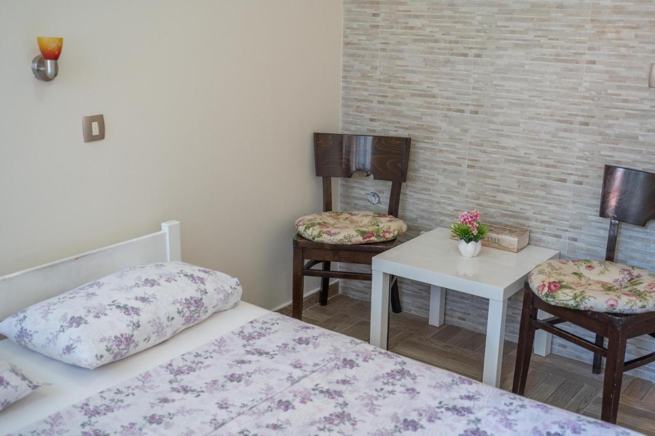 Apartments Milunovic Котор Екстериор снимка
