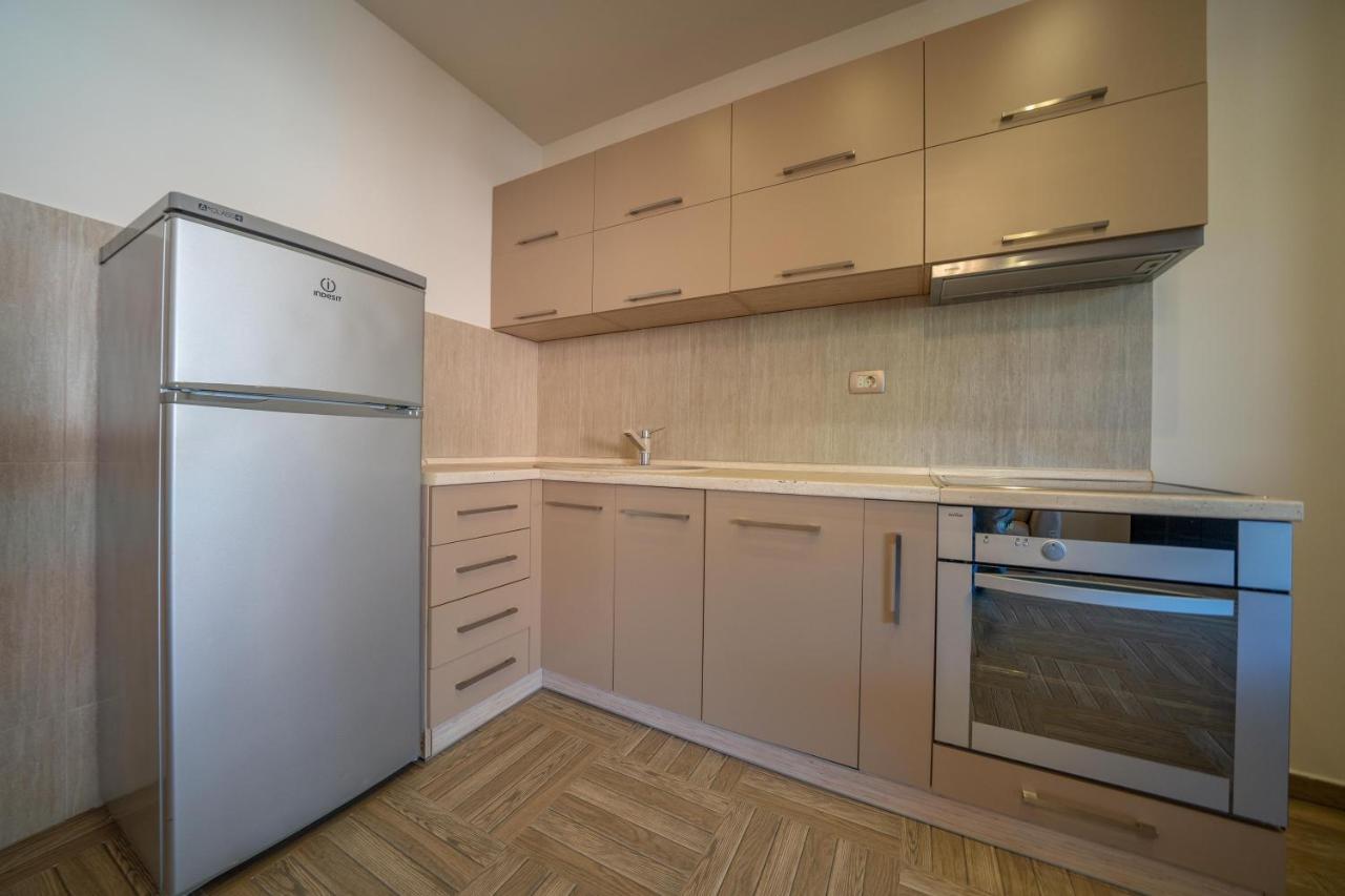Apartments Milunovic Котор Екстериор снимка