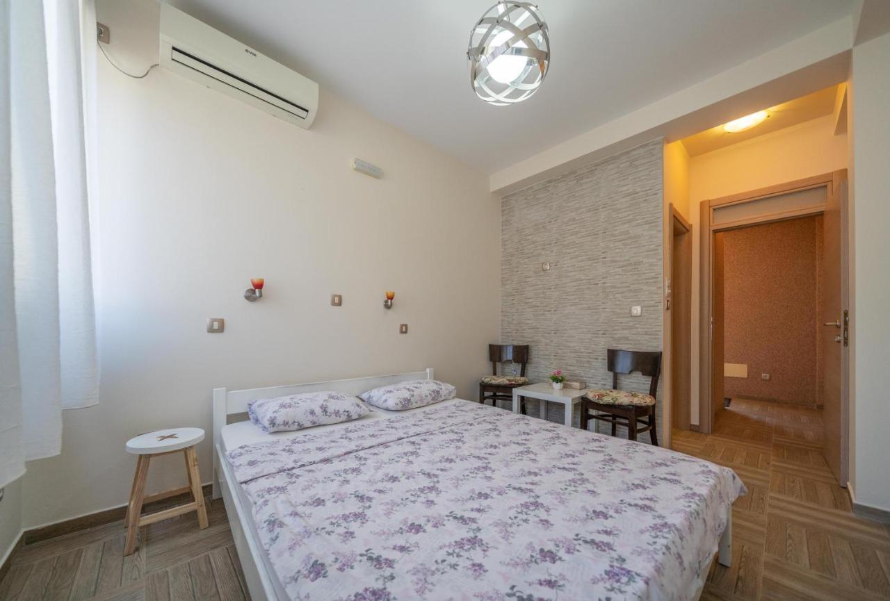 Apartments Milunovic Котор Екстериор снимка