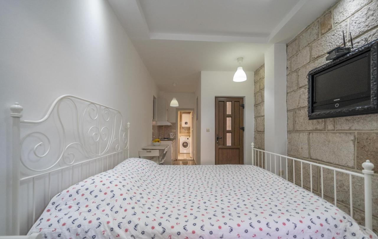 Apartments Milunovic Котор Екстериор снимка