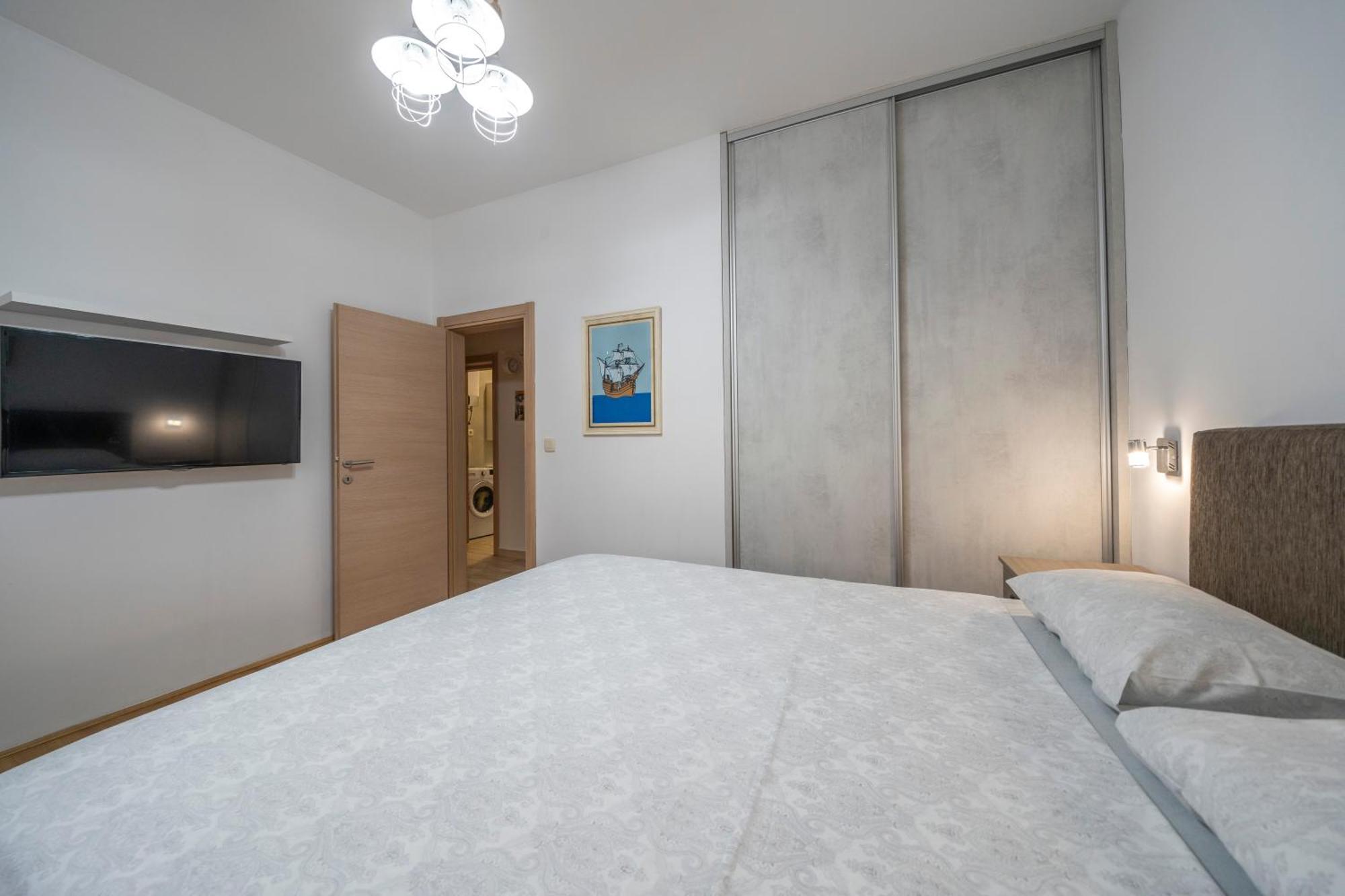 Apartments Milunovic Котор Екстериор снимка